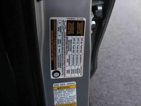 Used 2025 Mitsubishi Outlander Sport LE AWD/4WD image 35