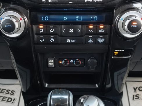Used 2019 Toyota 4Runner Limited AWD/4WD image 27
