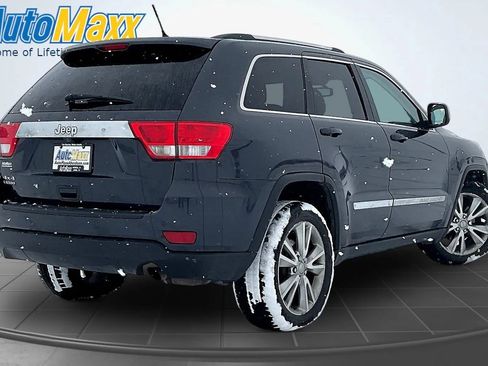 Used 2013 Jeep Grand Cherokee Laredo AWD/4WD image 9