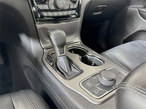 Used 2020 Jeep Grand Cherokee Limited X image 24