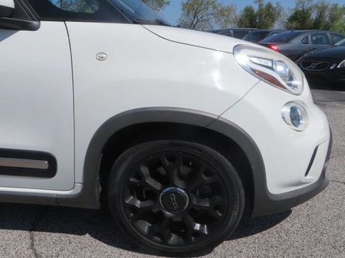 Used 2014 FIAT 500L Trekking w/ Popular Equipment Group FWD image 41