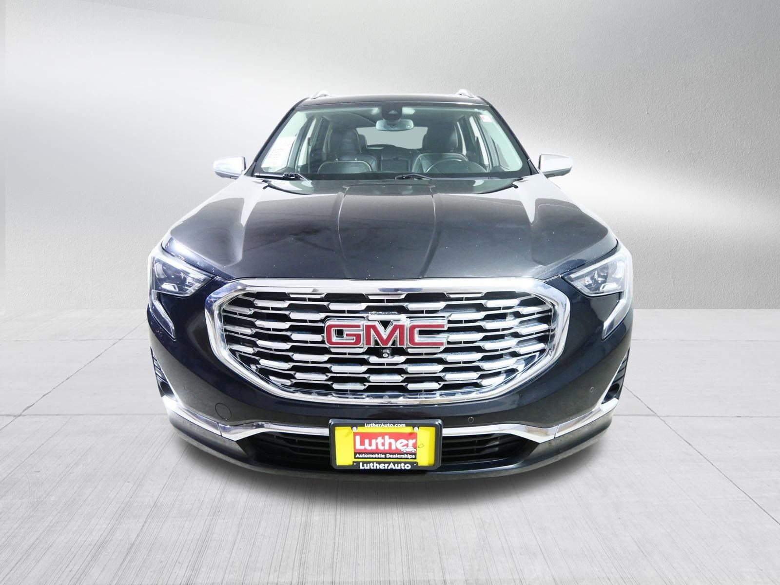 Used 2019 GMC Terrain Denali w/ GMC Pro Grade Package AWD/4WD image 2
