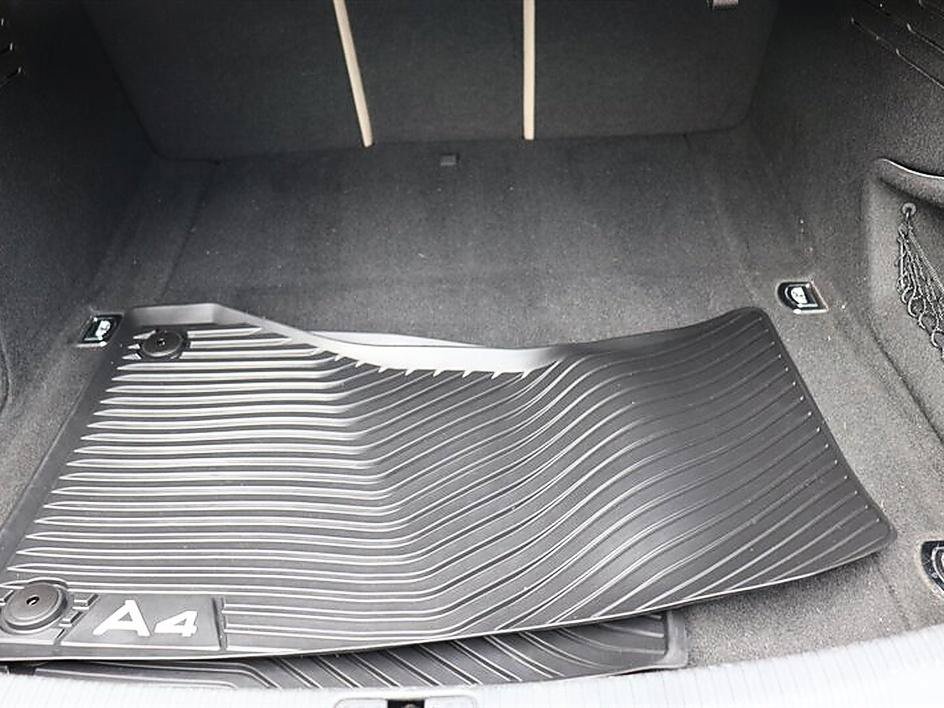 Used 2018 Audi A4 2.0T Ultra Premium w/ Convenience Package FWD image 29