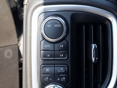Used 2023 GMC Sierra 2500 AT4 w/ AT4 Preferred Package AWD/4WD image 26