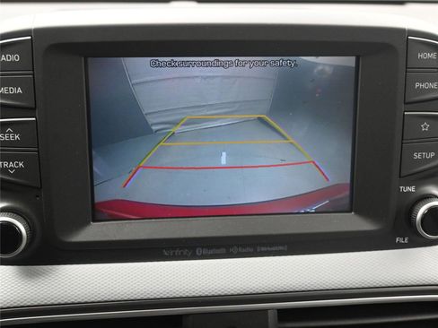 Used 2020 Hyundai Kona Limited w/ Cargo Package image 13