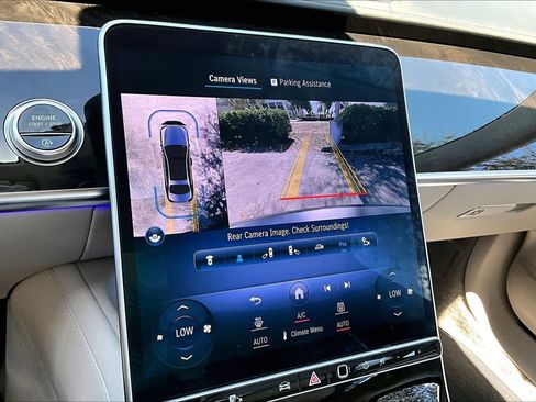 Used 2023 Mercedes-Benz S 580 4MATIC Sedan image 24