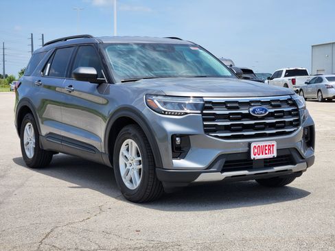 New 2026 Ford Explorer Active w/ Active Comfort Package RWD image 2