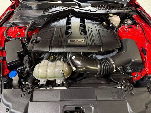 Used 2022 Ford Mustang GT Premium w/ Black Accent Package RWD image 40