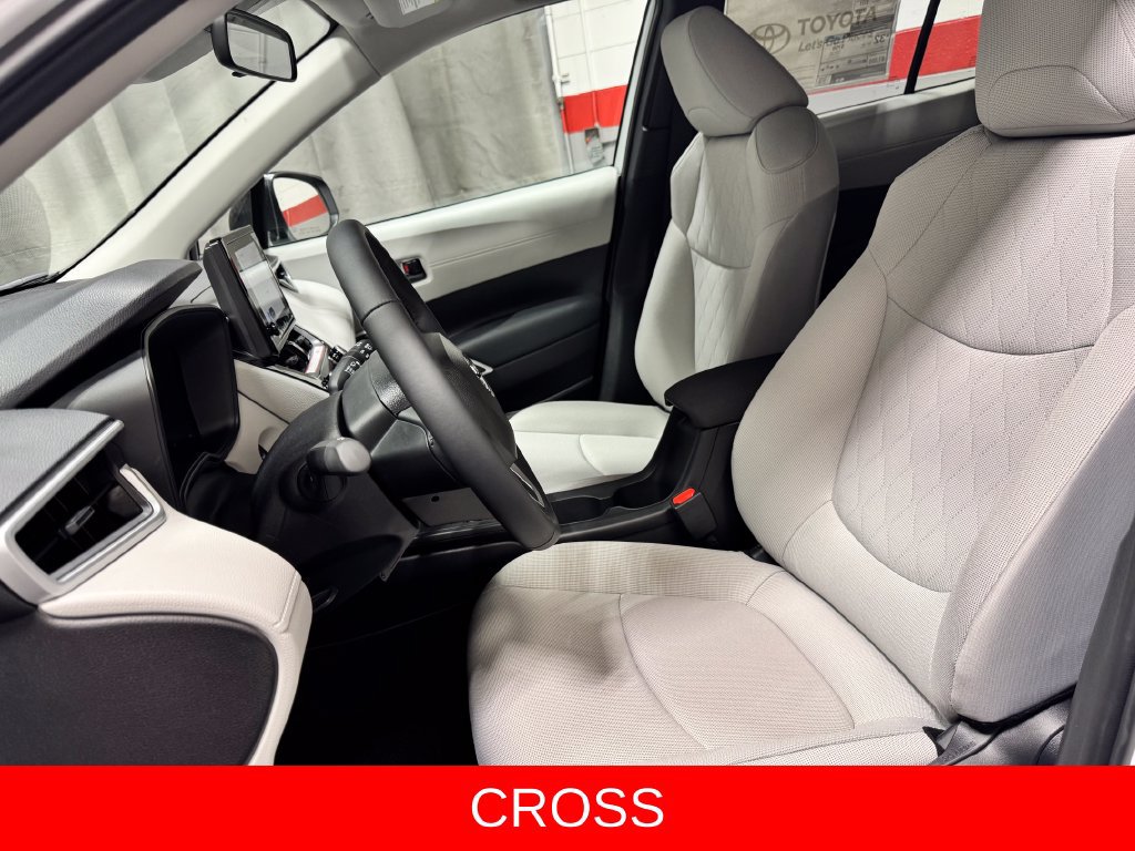 New 2026 Toyota Corolla Cross LE FWD image 2