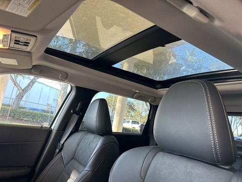 New 2025 Mitsubishi Outlander SE image 17