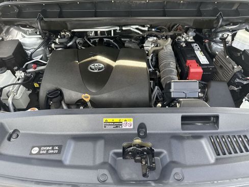 Used 2022 Toyota Highlander XSE image 32