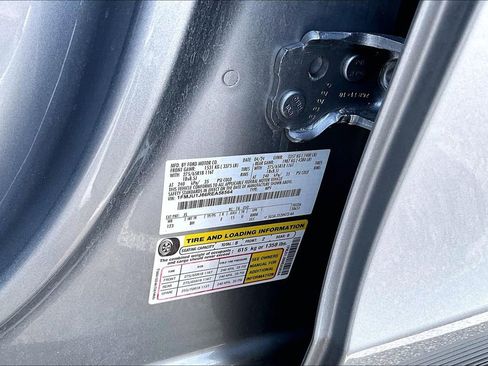 Used 2024 Ford Expedition XLT image 44