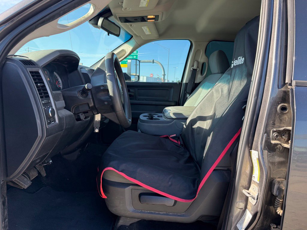 Used 2014 RAM 2500 Tradesman w/ Chrome Appearance Group AWD/4WD image 11