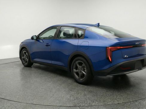 Used 2025 Kia K4 FWD image 6