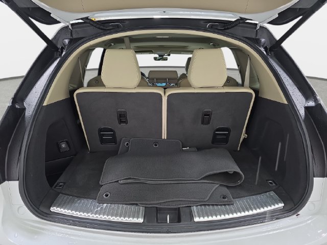 Used 2020 Acura MDX w/ Technology Package AWD/4WD image 33