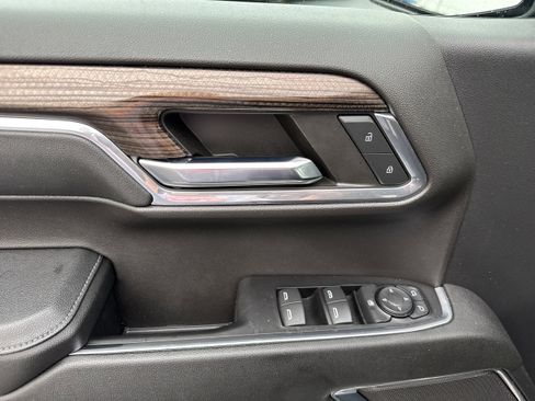 Used 2024 Chevrolet Silverado 1500 RST image 8