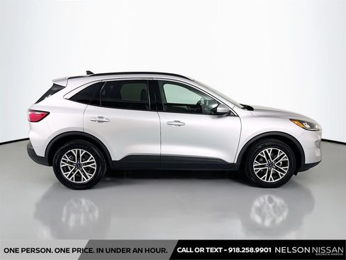 Used 2020 Ford Escape SEL AWD/4WD image 4