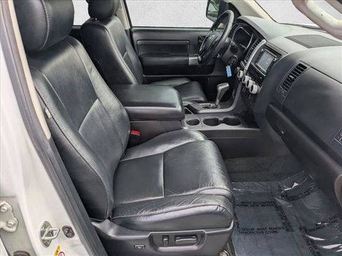 Used 2018 Toyota Sequoia TRD Sport AWD/4WD image 20