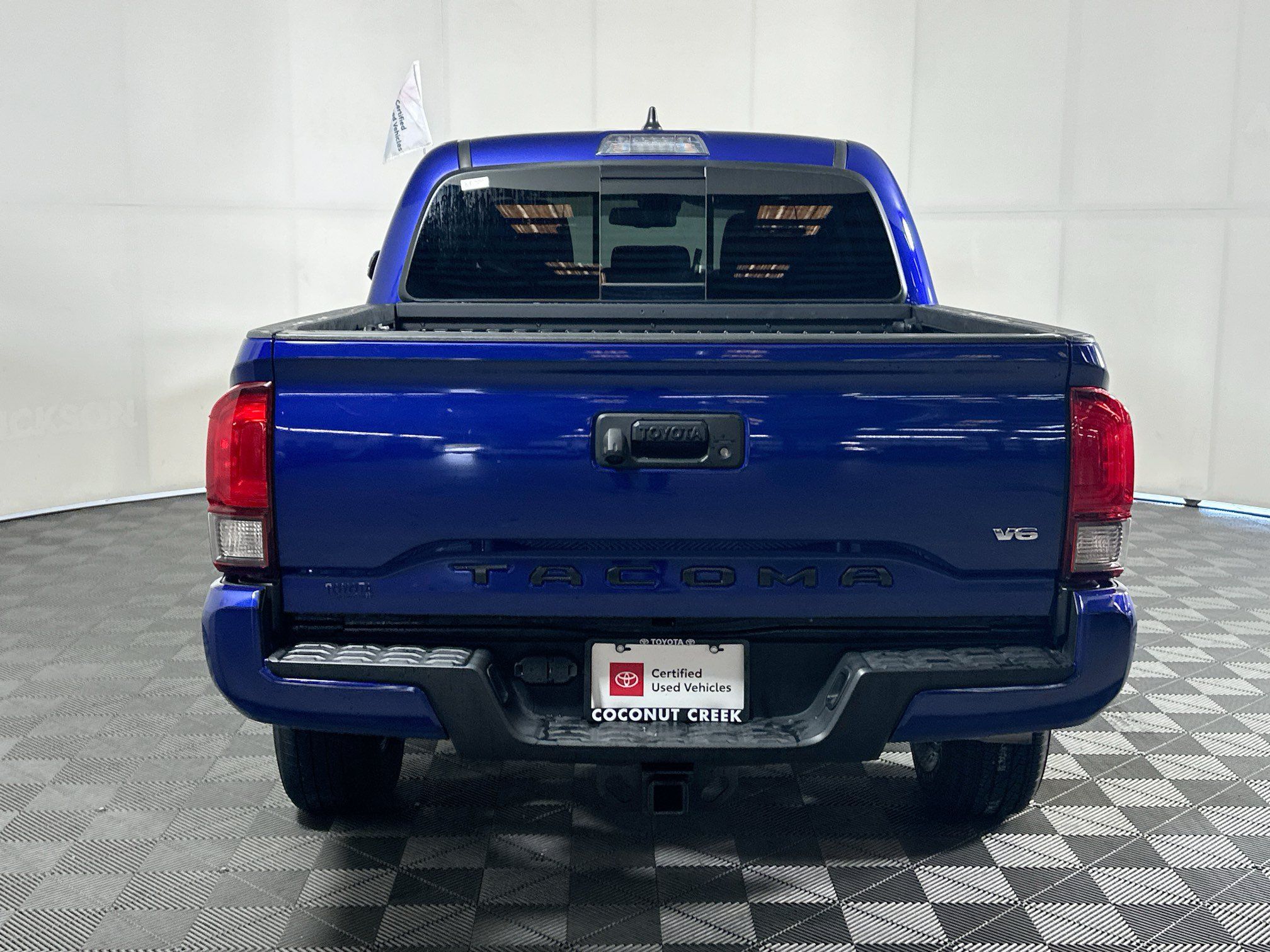 Certified 2023 Toyota Tacoma SR5 w/ Technology Package RWD image 4