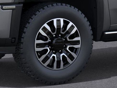 New 2026 GMC Sierra 3500 Denali Ultimate image 9