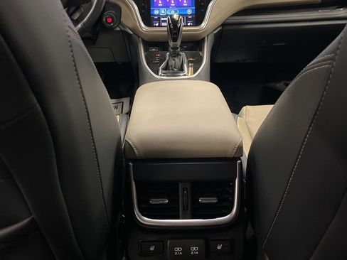Used 2021 Subaru Outback Limited XT image 30