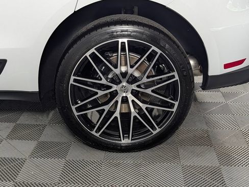 New 2026 Porsche Macan AWD/4WD image 12