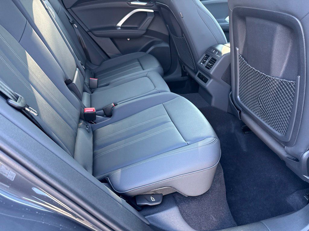 New 2026 Audi Q5 Premium AWD/4WD image 21
