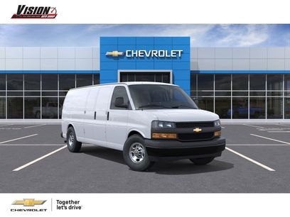 New 2026 Chevrolet Express 3500 Extended w/ Driver Convenience Package
