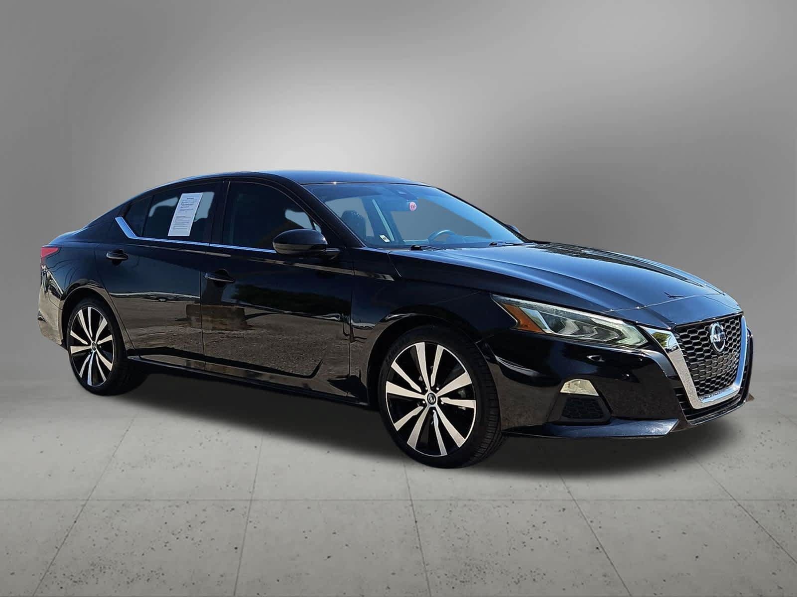Used 2022 Nissan Altima 2.5 SR FWD image 8