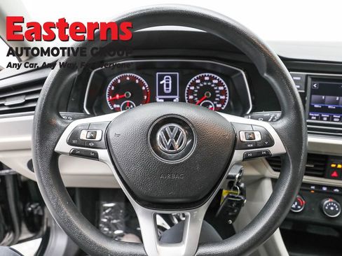 Used 2019 Volkswagen Jetta S w/ Driver Assistance Package image 10