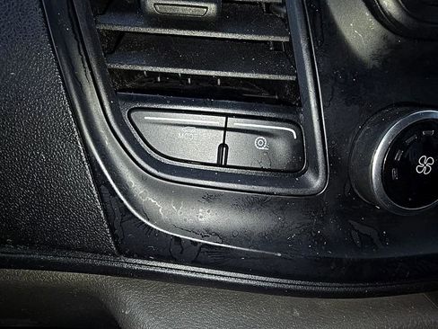 Used 2022 Ford Transit 350 DRW image 18