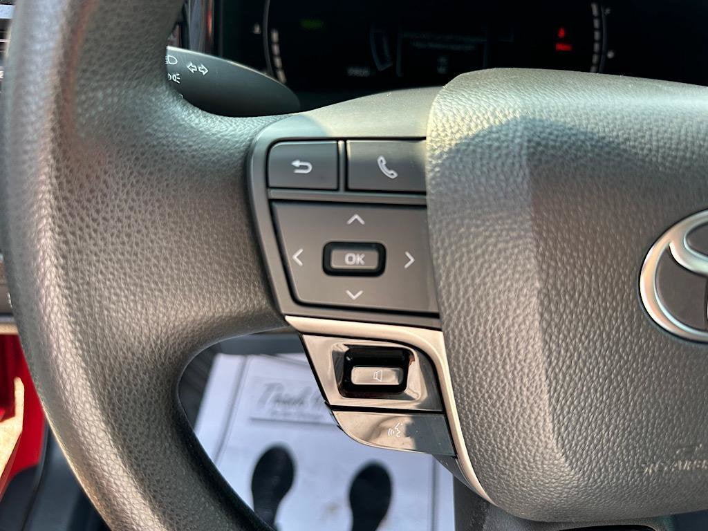 Used 2025 Toyota Camry LE FWD image 21