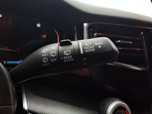 Used 2024 Jeep Grand Wagoneer Series III w/ Rear Seat Video Group 1 image 20