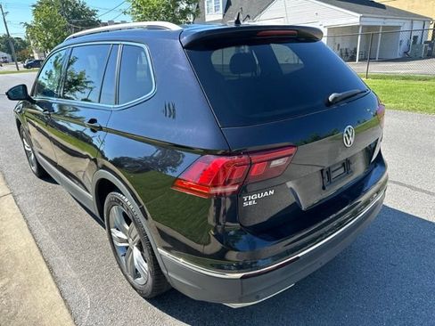 Used 2018 Volkswagen Tiguan SEL Premium AWD/4WD image 14