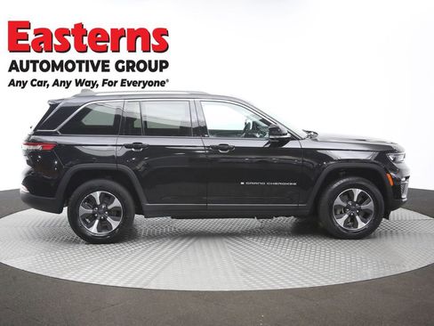 Used 2023 Jeep Grand Cherokee 4WD 4xe w/ Luxury Tech Group II image 48
