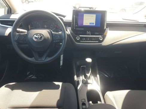 Used 2024 Toyota Corolla LE image 9