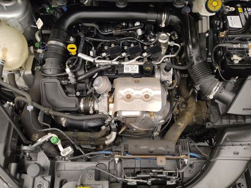 Used 2018 Ford EcoSport S FWD image 30