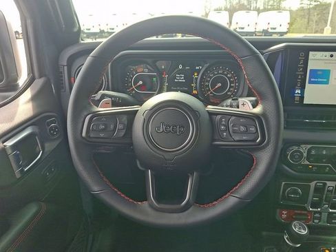 New 2026 Jeep Wrangler Unlimited Rubicon 392 w/ Quick Order Package 27X Moab AWD/4WD image 9