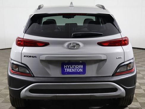 Used 2023 Hyundai Kona SEL image 11