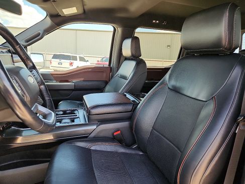 Used 2023 Ford F150 Lariat AWD/4WD image 13