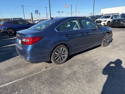 Used 2019 Subaru Legacy 2.5i Premium image 5