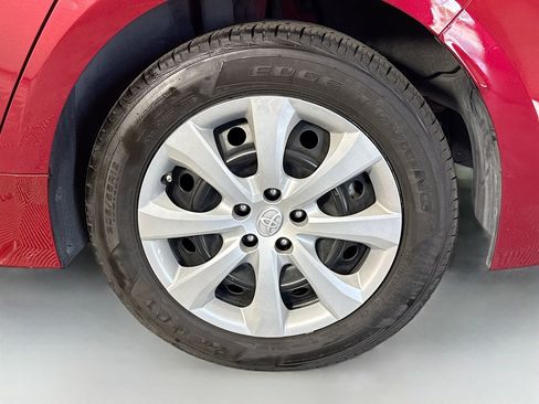 Used 2022 Toyota Corolla LE FWD image 36