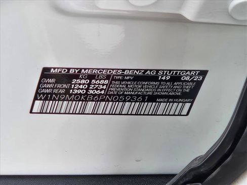 Used 2023 Mercedes-Benz EQB 300 4MATIC w/ Exclusive Package image 24