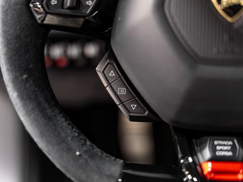 Used 2017 Lamborghini Huracan LP 610-4 Avio image 69