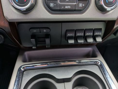 Used 2015 Ford F350 Lariat w/ Lariat Ultimate Package AWD/4WD image 21