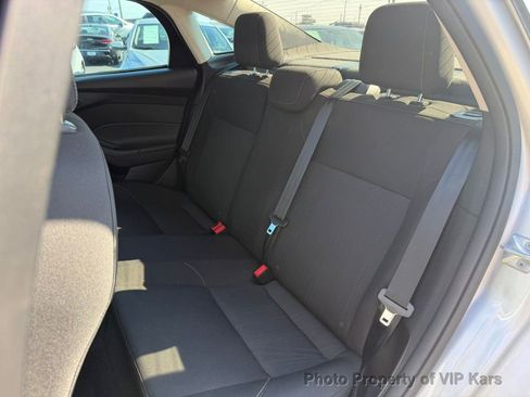 Used 2017 Ford Focus S image 17