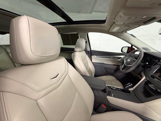 Used 2023 Cadillac XT5 Premium Luxury FWD image 32