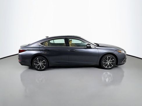 Used 2025 Lexus ES 350 w/ Premium Package FWD image 4