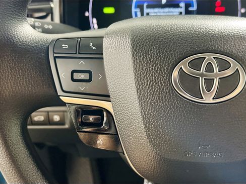 Used 2026 Toyota Camry LE image 18