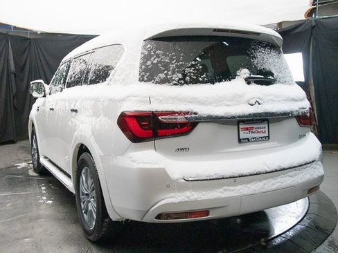 Used 2024 INFINITI QX80 Luxe w/ Cargo Package image 10